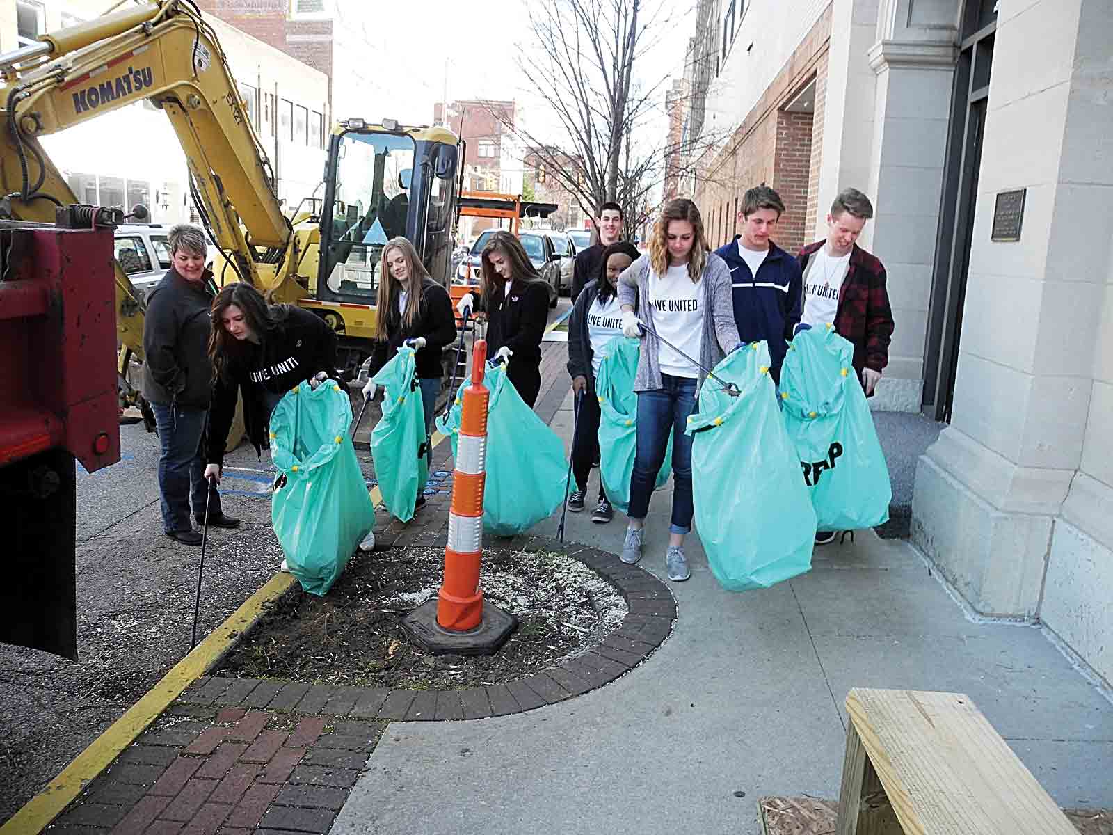 Wood County youth give back for Student Service Day News, Sports